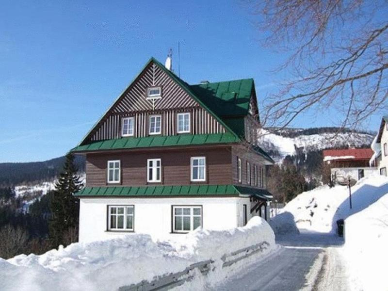 Astoria Inn Szpindlerowy Młyn Zewnętrze zdjęcie